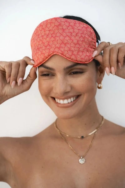 Louvelle Chloe Eye Mask in Sweet Shells