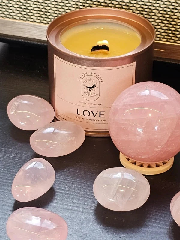 Moon Rituals Candle of Love Rose Quartz &amp; Clear Quartz