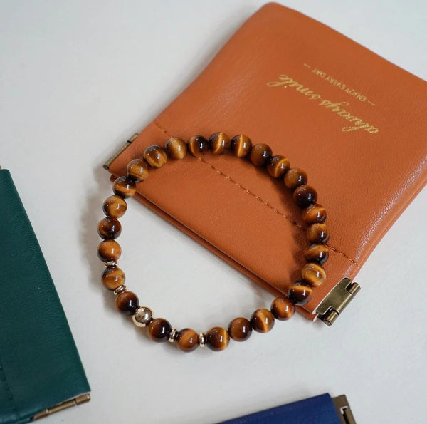 MoonRitualsTigersEye_14KGoldCrystalBraceletSmall