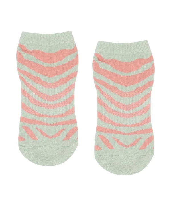 Move Active Classic Low Rise - Pastel Zebra Grip Socks S
