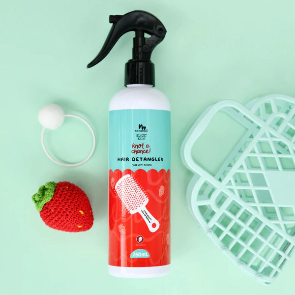 No Nasties SLiCK KiDS Hair Detangler Spray Strawberry
