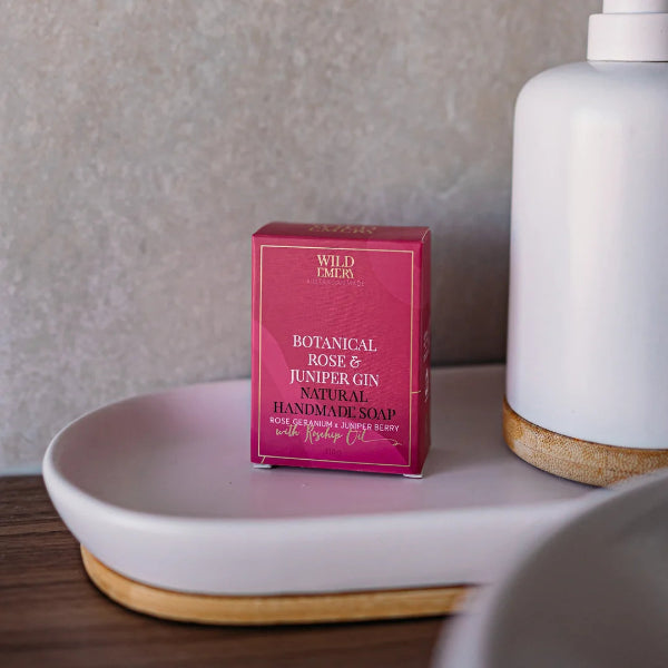 Wild Emery Natural Handmade Soap Botanical Rose &amp; Juniper Gin